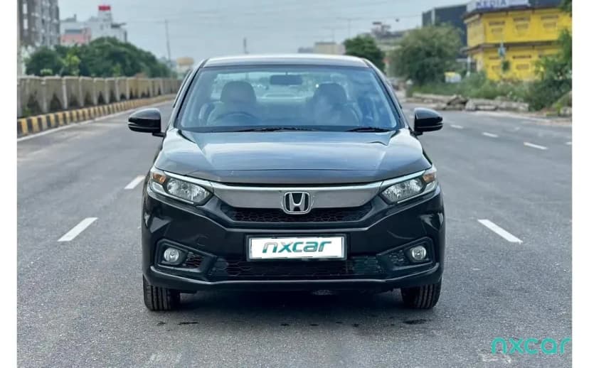 Used honda amaze vx-12-petrol-mt for sale on Nxcar
