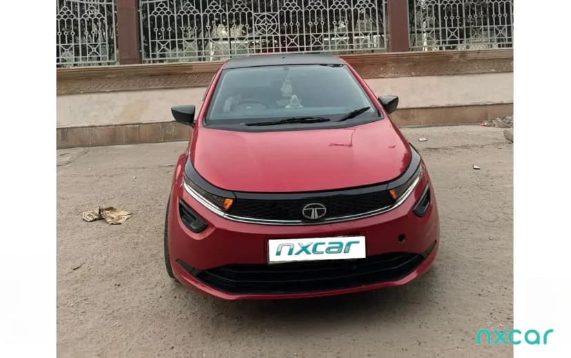 Used tata altroz xe-petrol for sale on Nxcar