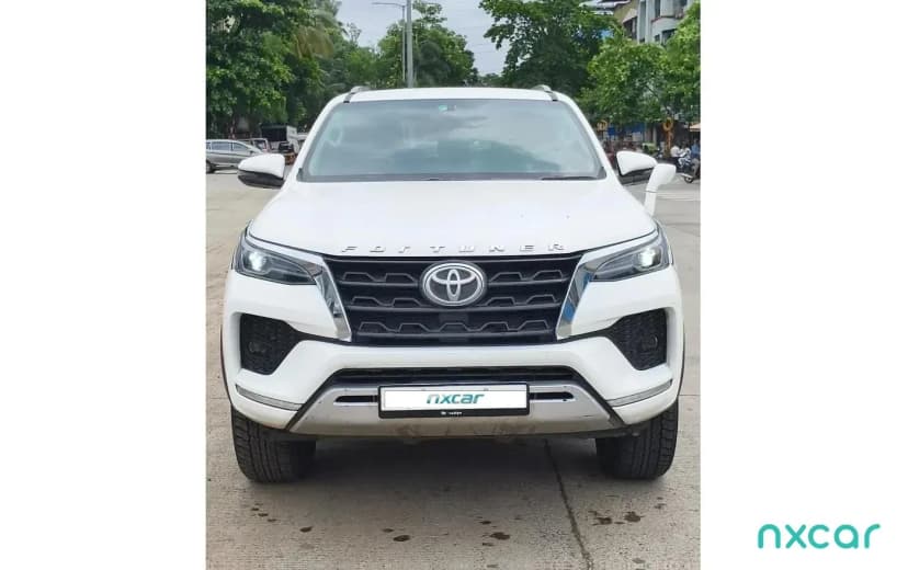 Used toyota fortuner 4x2-mt-28-diesel for sale on Nxcar