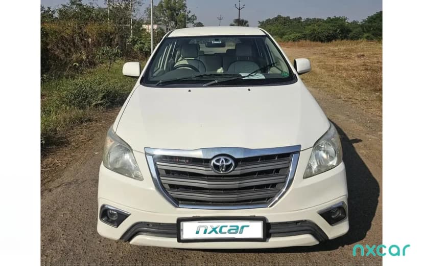 Used toyota innova 25-g1-bs-iv2009-2012 for sale on Nxcar