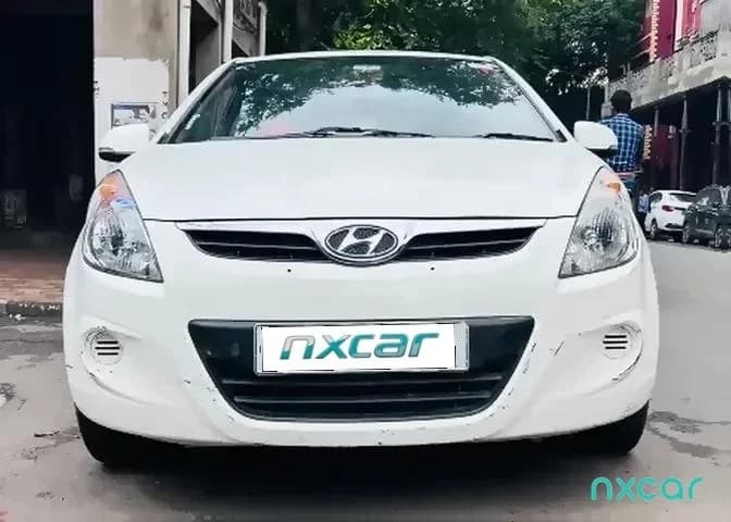 Used hyundai i20 sportz-12-mt for sale on Nxcar