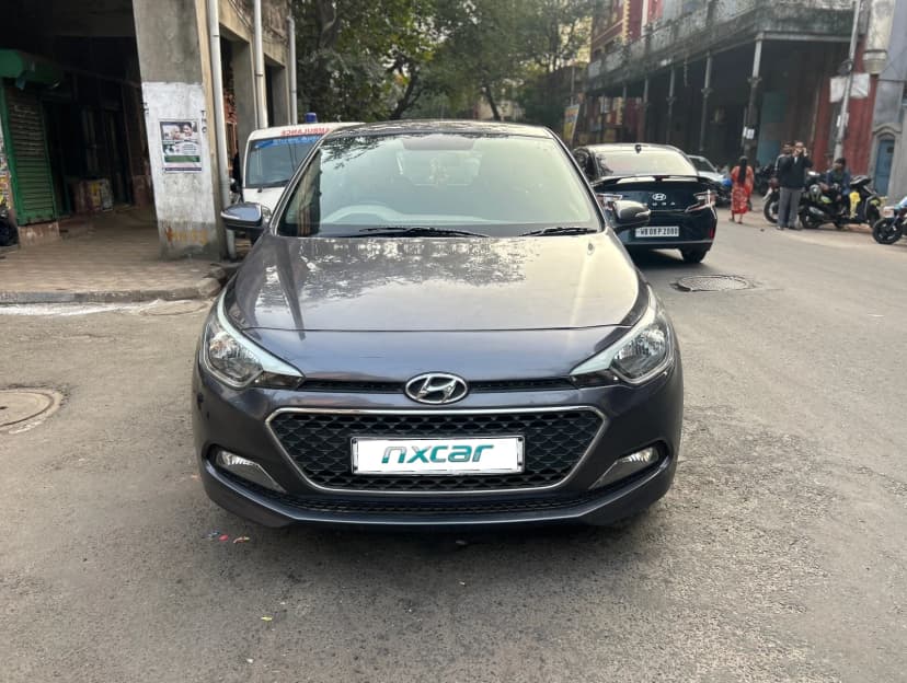 Used hyundai i20 asta-12-mt for sale on Nxcar