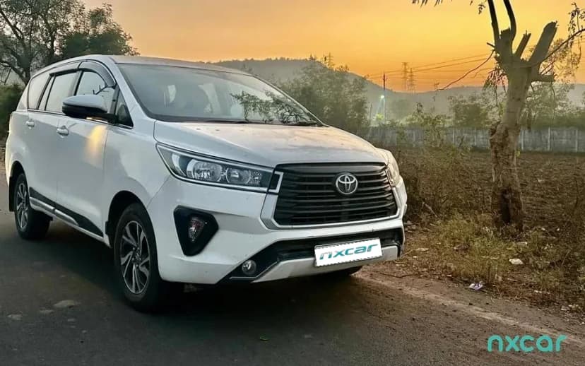 Used toyota innova-crysta gx-7-str for sale on Nxcar