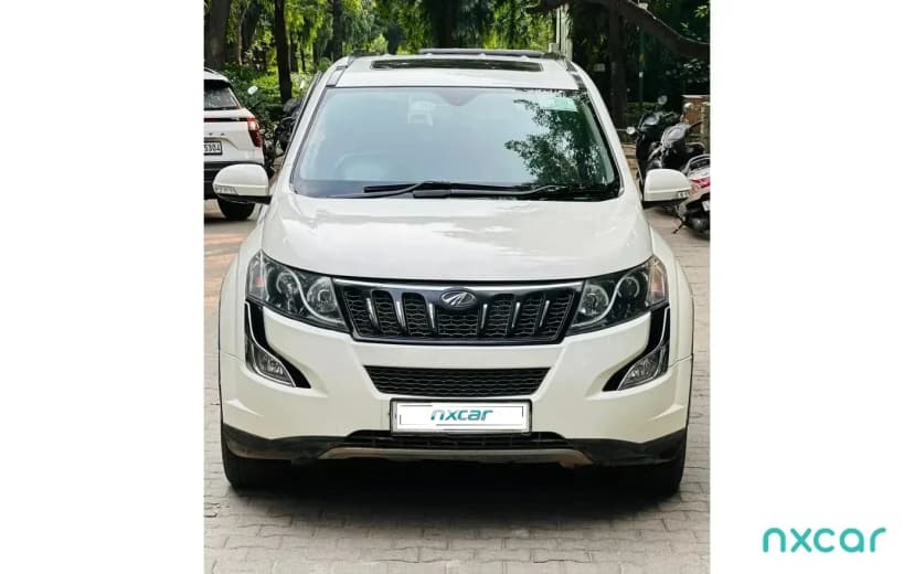 Used mahindra xuv500 w102015-2018 for sale on Nxcar