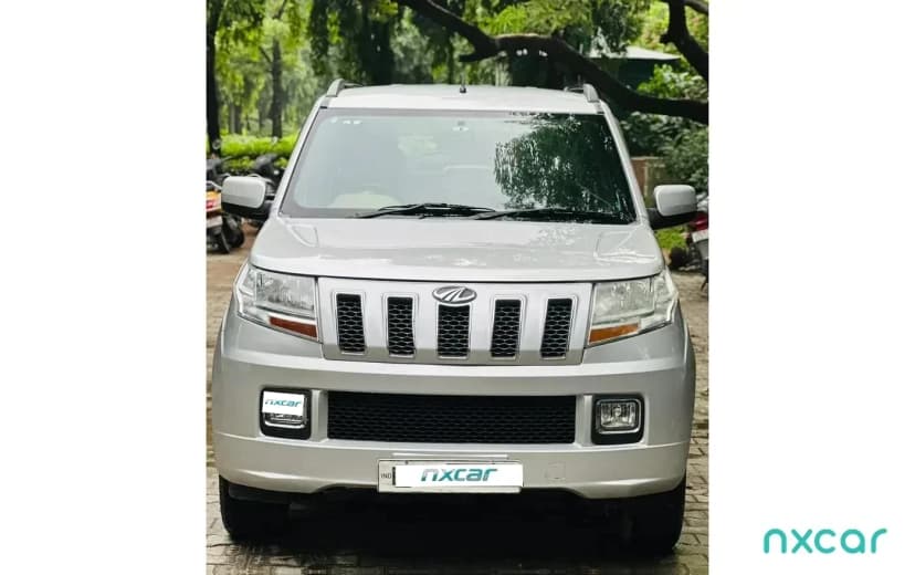 Used mahindra tuv300 t82015-2019 for sale on Nxcar