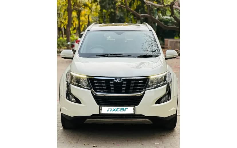 Used mahindra xuv500 w9-at for sale on Nxcar