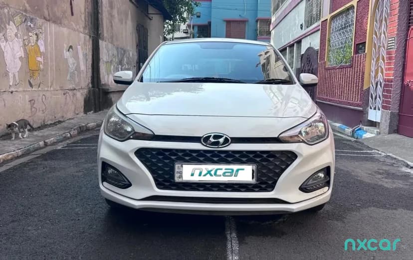 Used hyundai i20 sportz-12-mt for sale on Nxcar