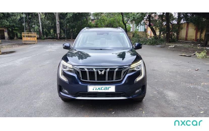 Used mahindra xuv700 ax-7-petrol-at-7-str for sale on Nxcar
