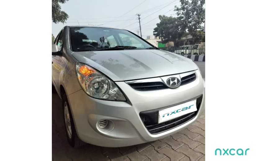 Used hyundai i20 sportz-12-mt for sale on Nxcar