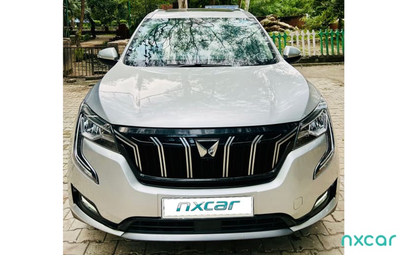 Used mahindra xuv700 ax-7-luxury-pack-petrol-at-7-str for sale on Nxcar