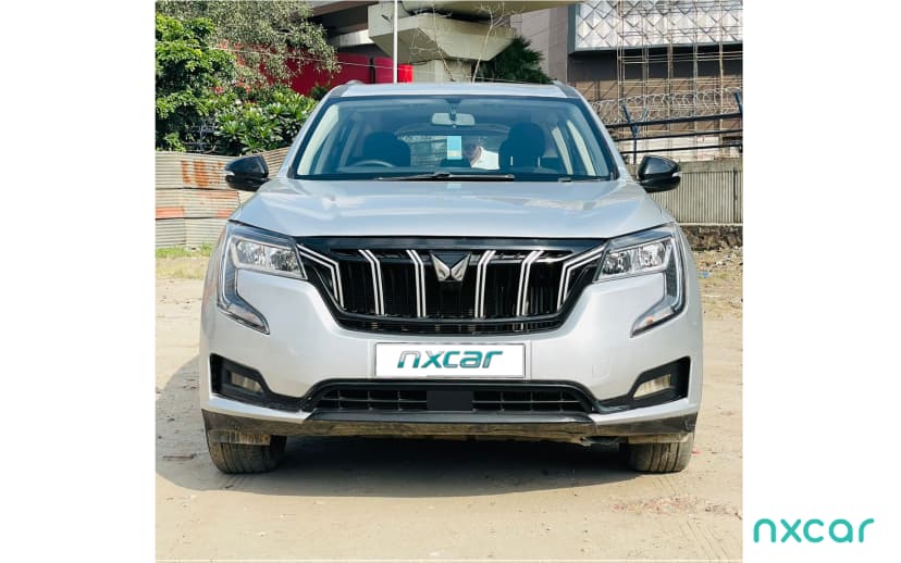 Used mahindra xuv700 mx-diesel-mt-7-str for sale on Nxcar