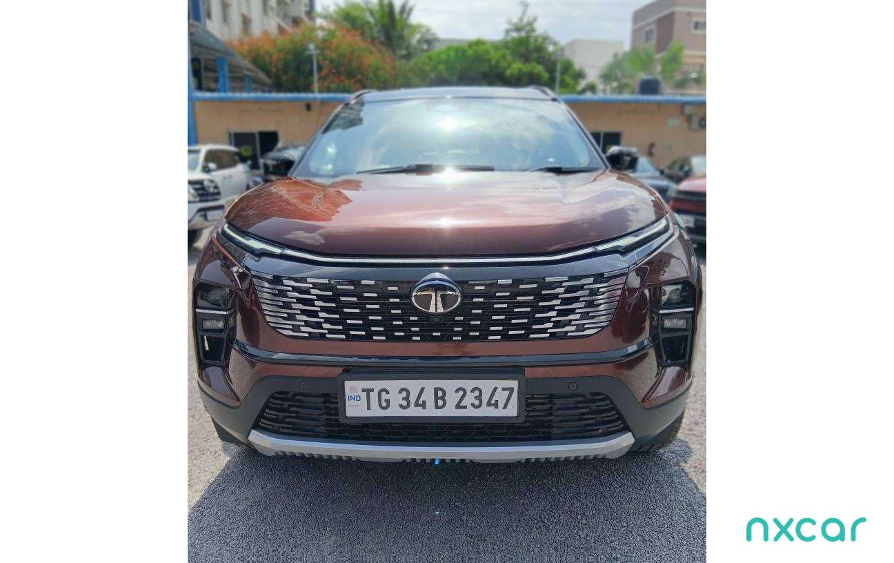 Tata Safari