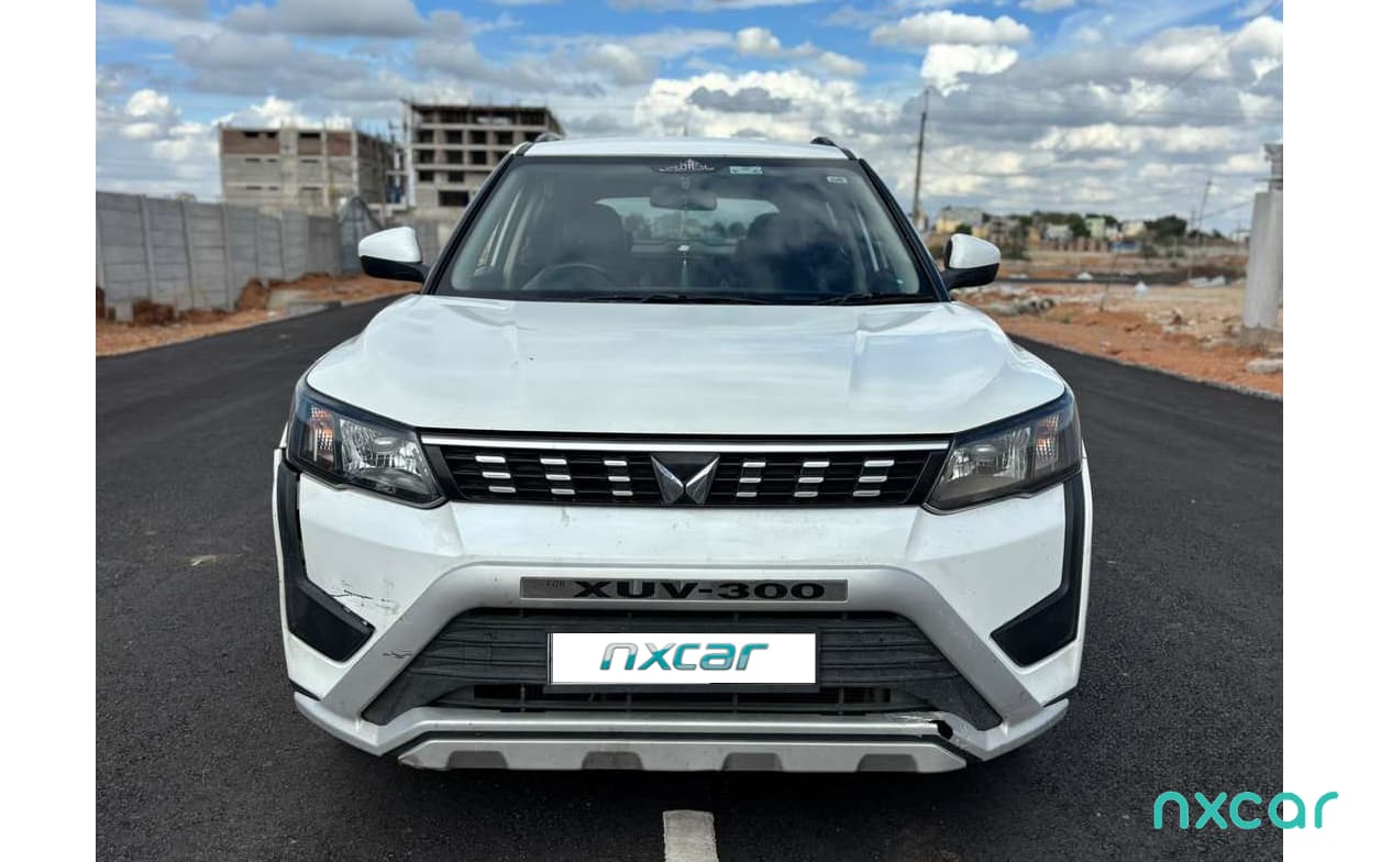 Mahindra XUV300