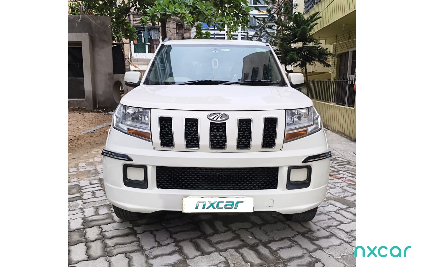 Mahindra TUV300