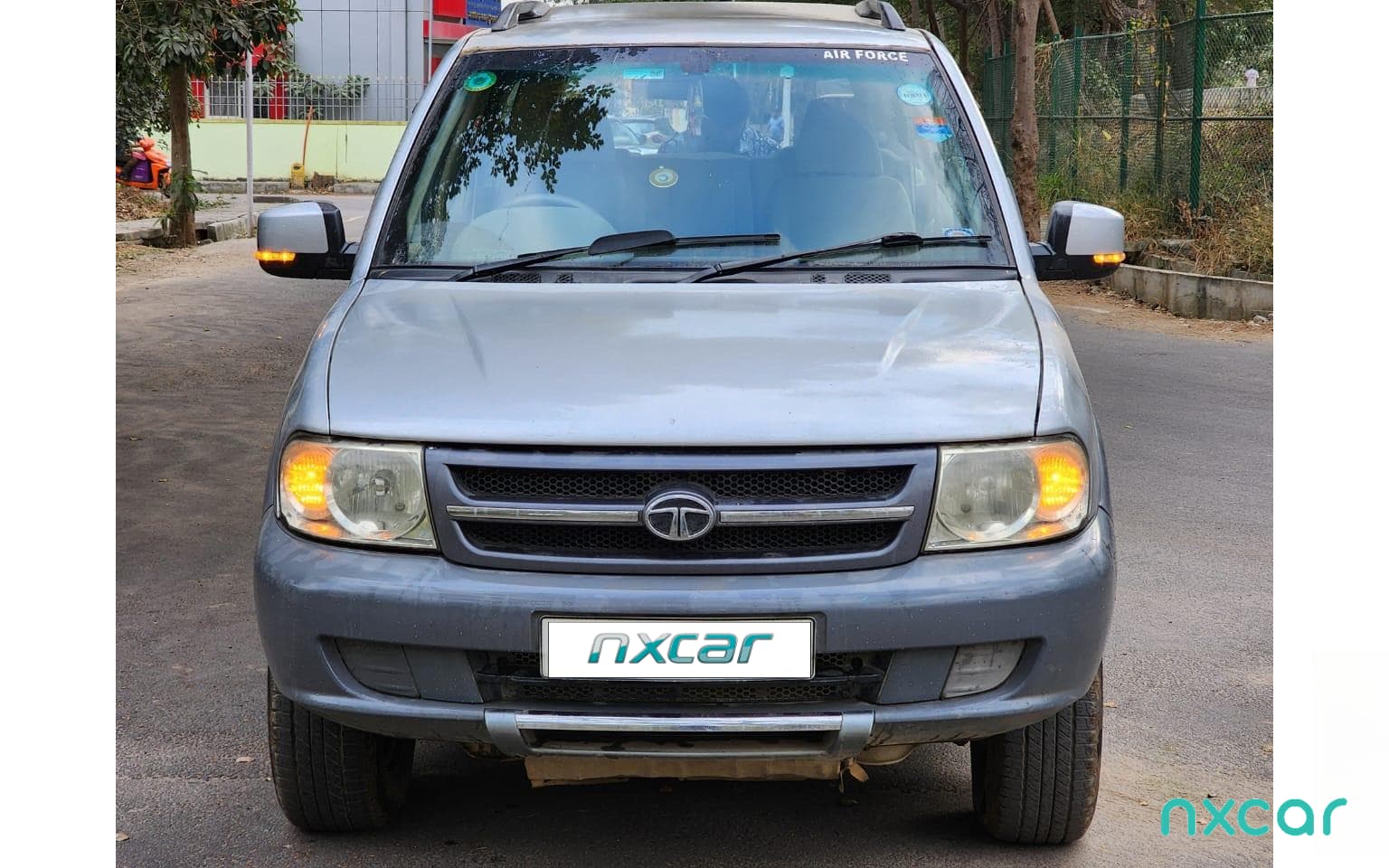 Tata Safari
