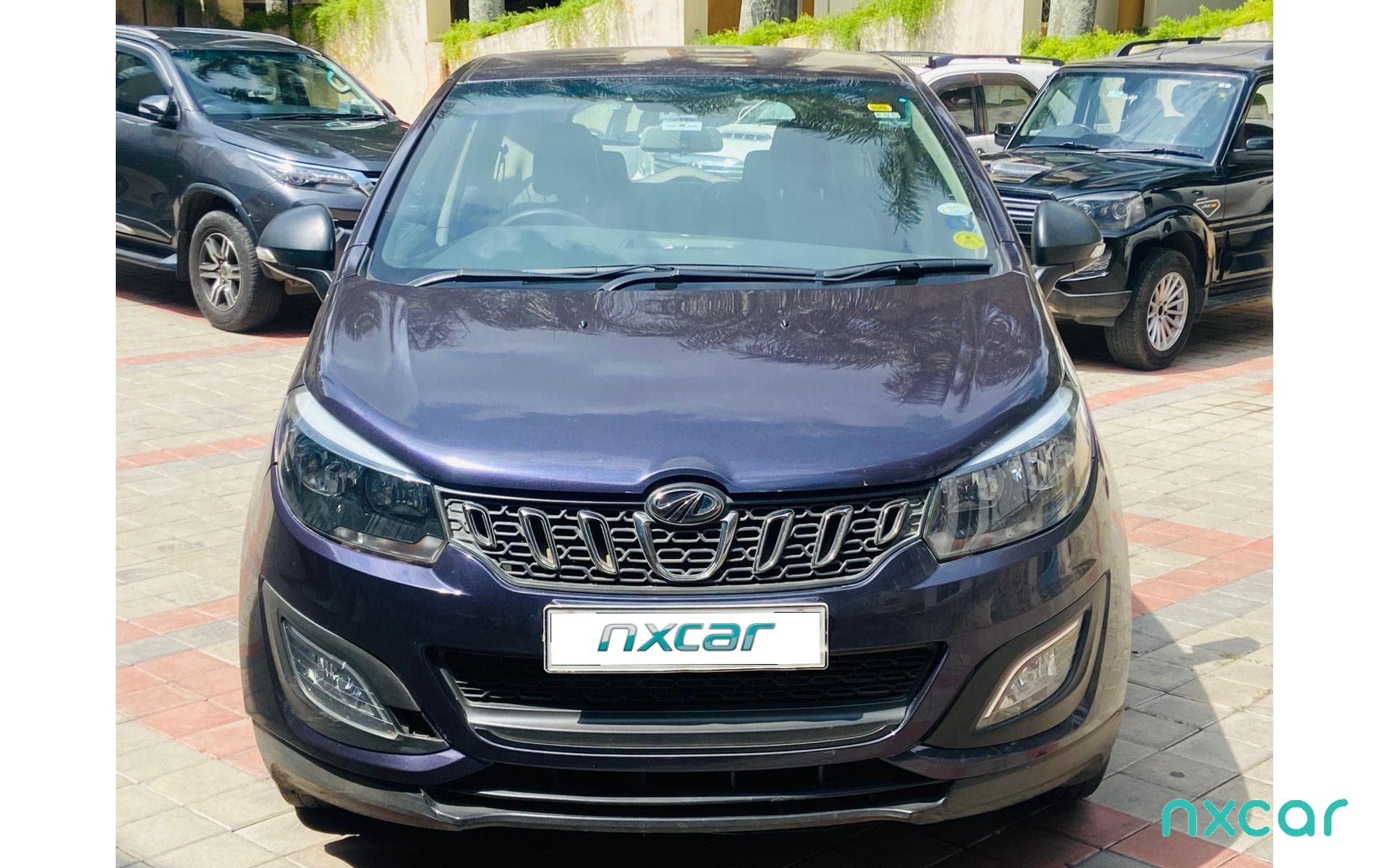 Mahindra Marazzo