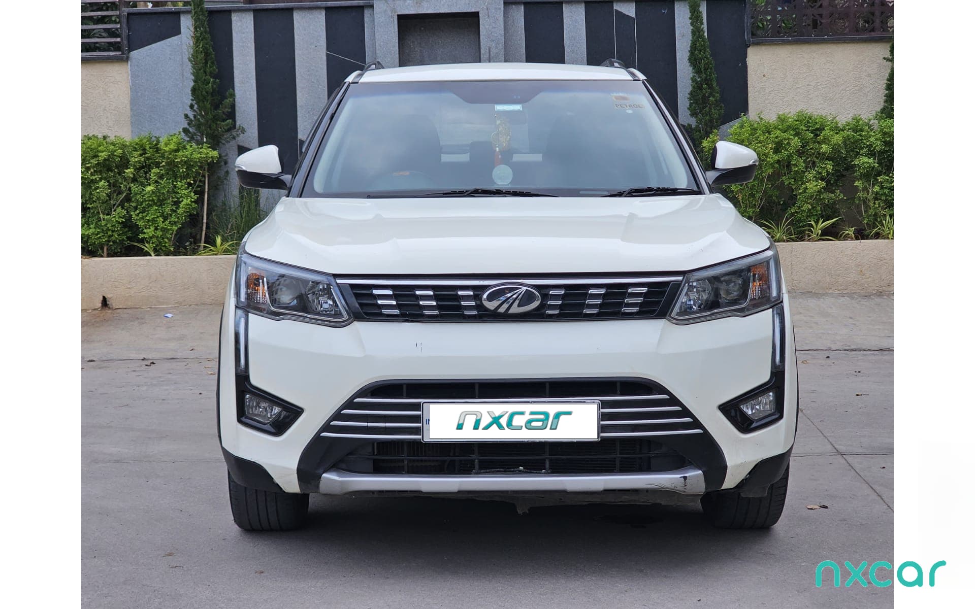 Mahindra XUV300