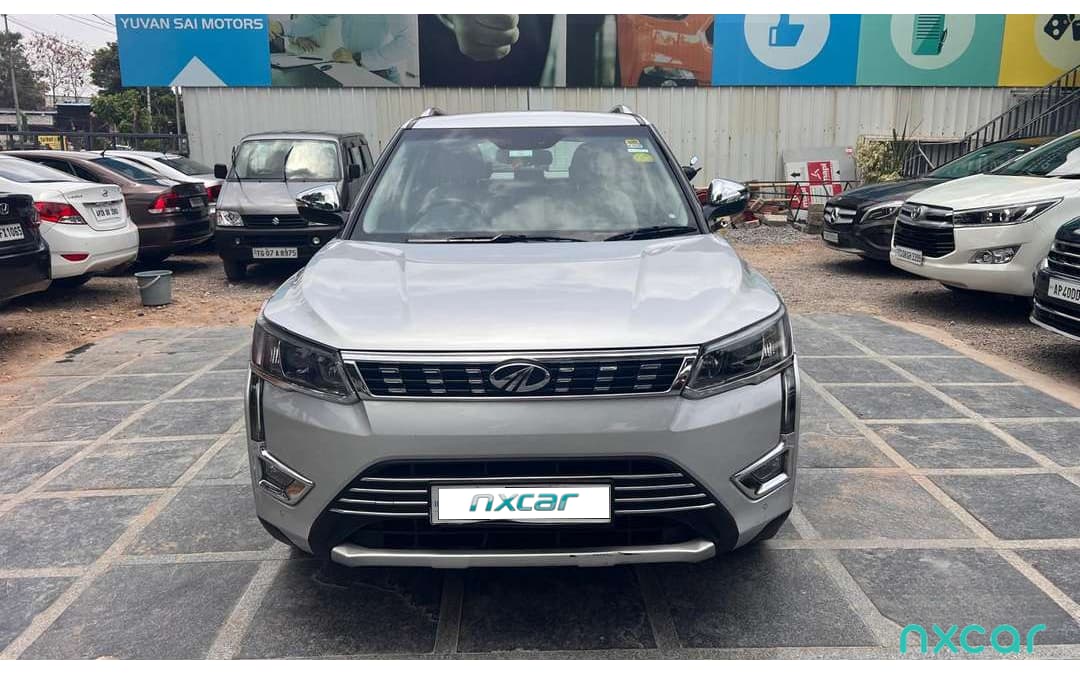 Mahindra XUV300