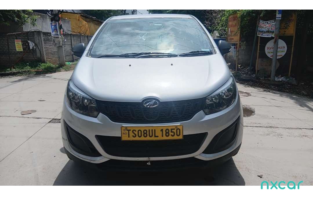 Mahindra Marazzo