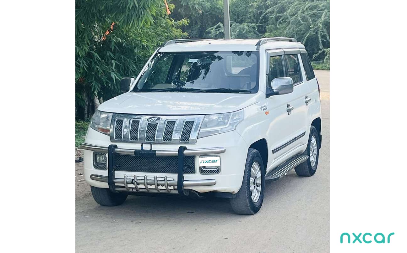 Mahindra TUV300