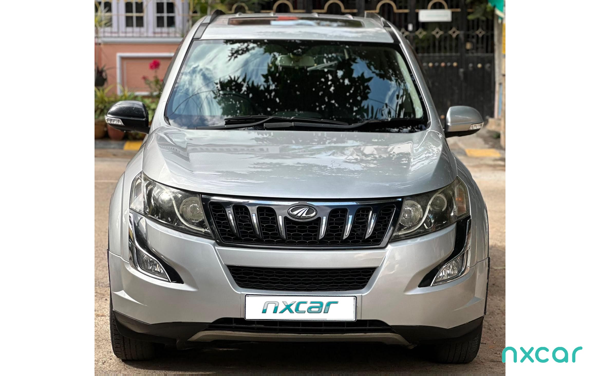 Mahindra XUV500