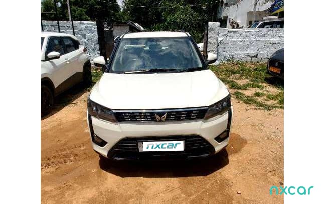 Mahindra XUV300