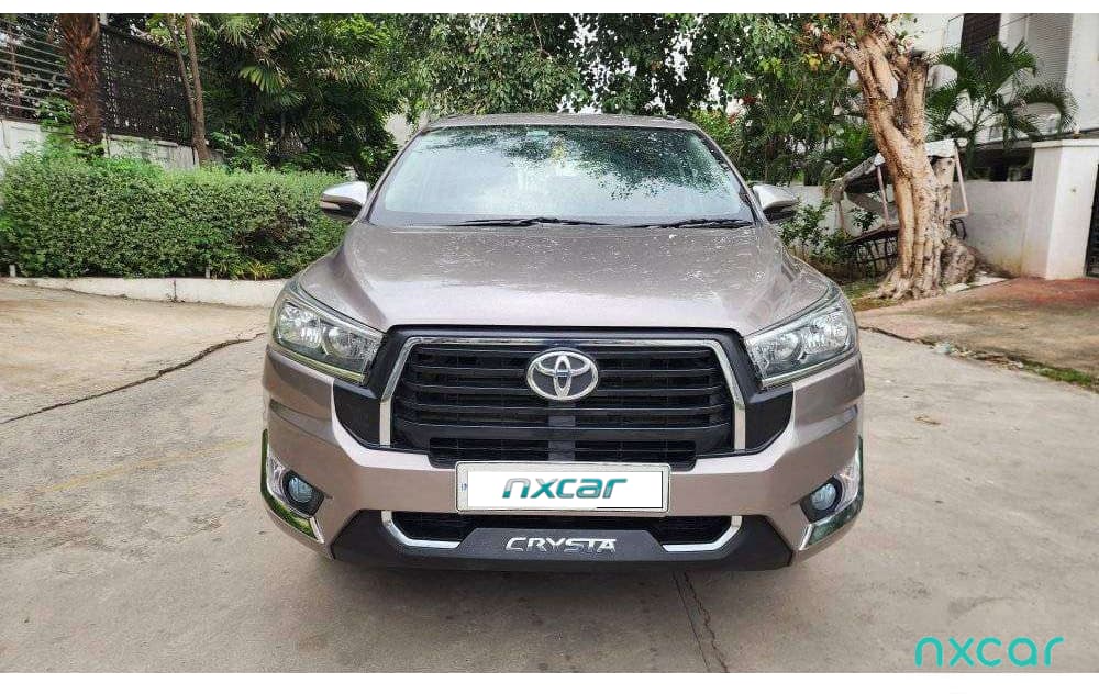 Toyota Innova Crysta
