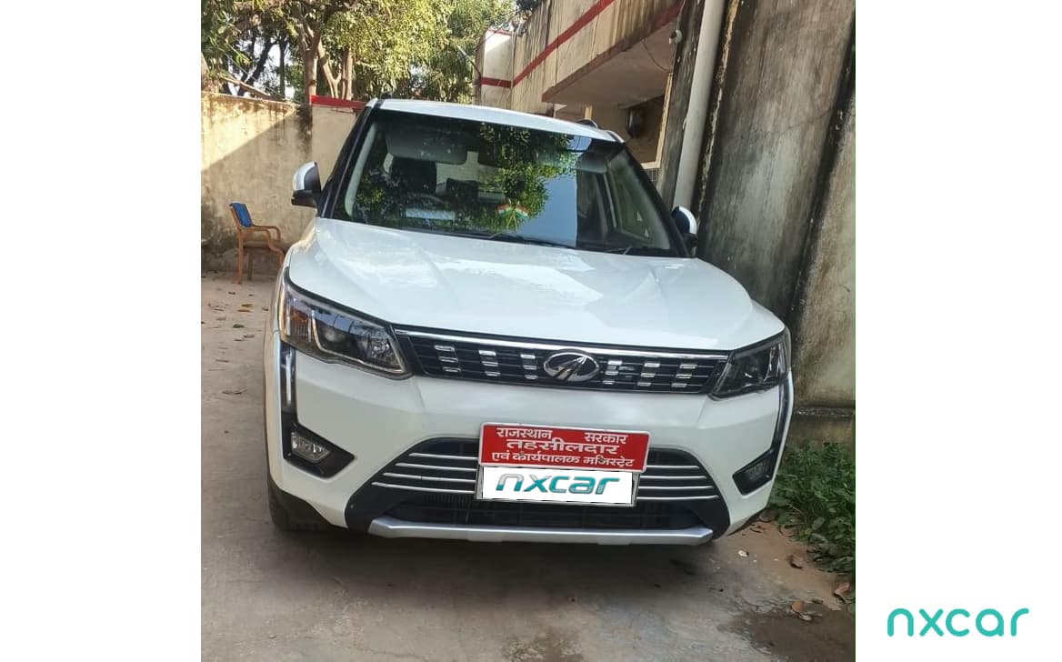 Mahindra XUV300