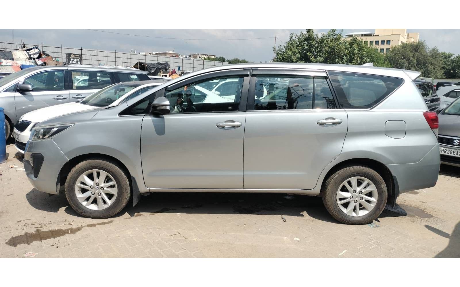 Toyota Innova
