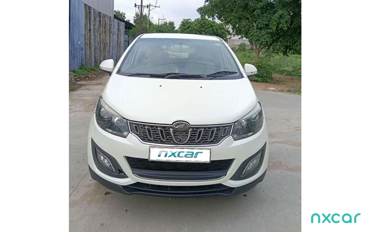 Mahindra Marazzo