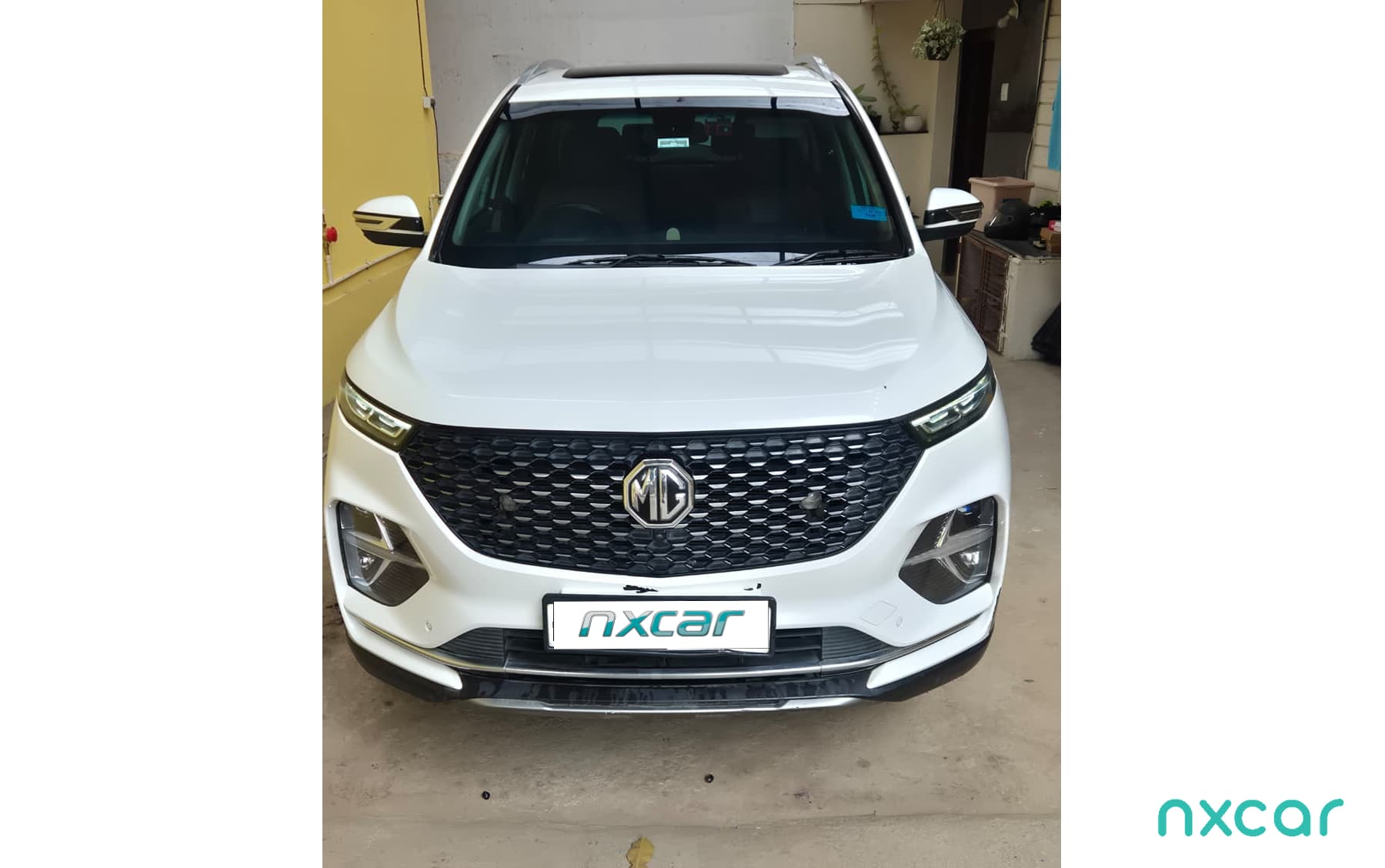 MG Hector Plus