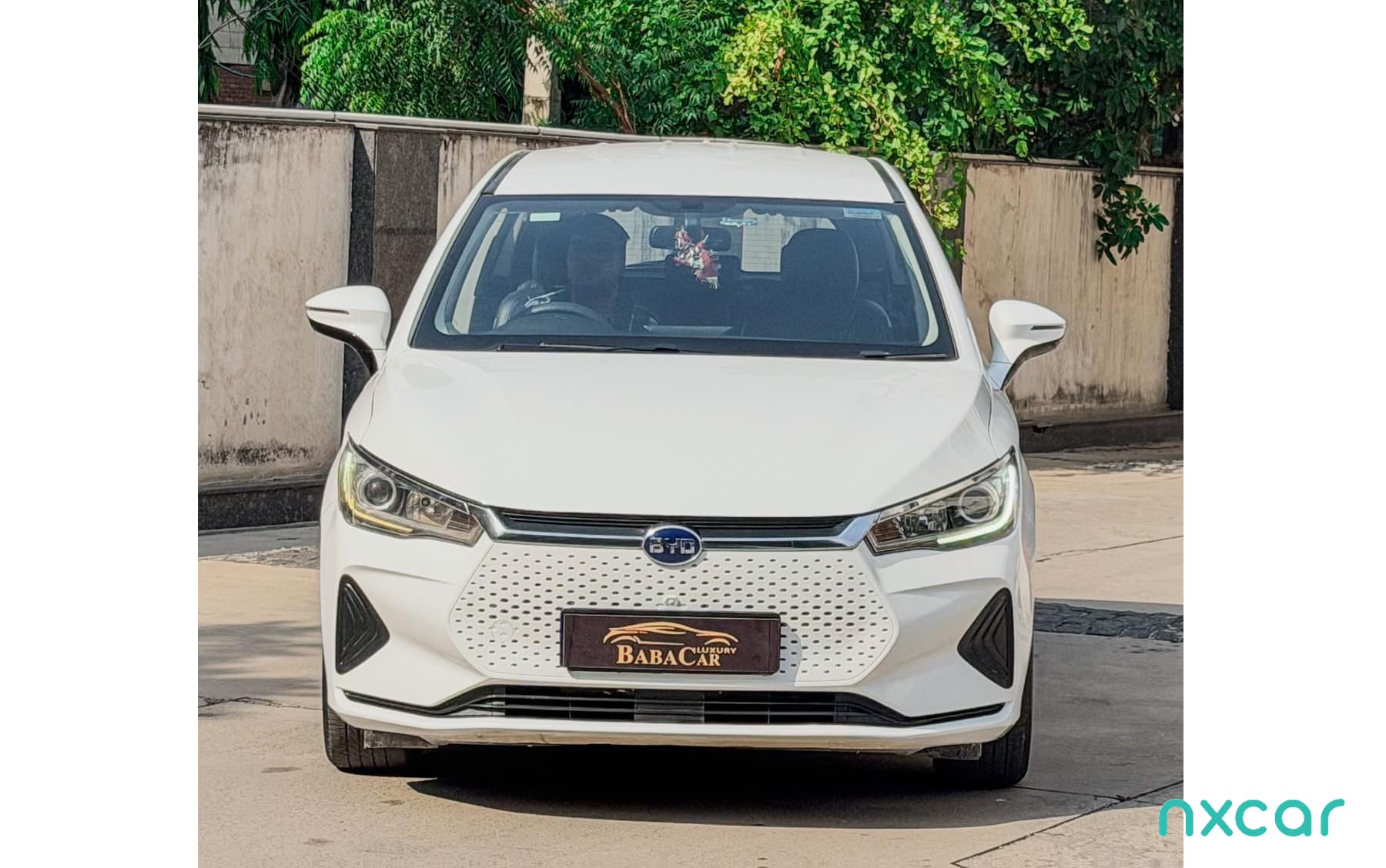 BYD e6