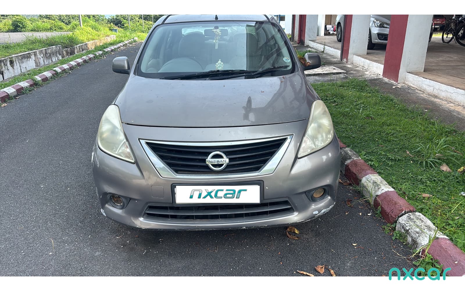 Nissan Sunny