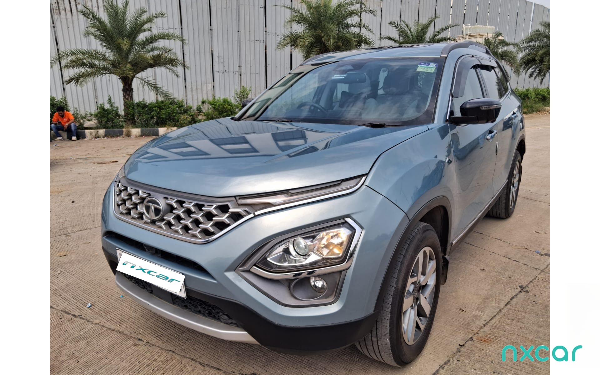 Tata Safari