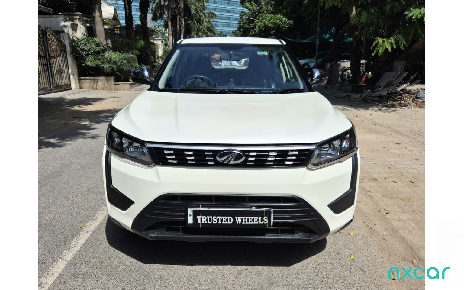 Mahindra XUV300