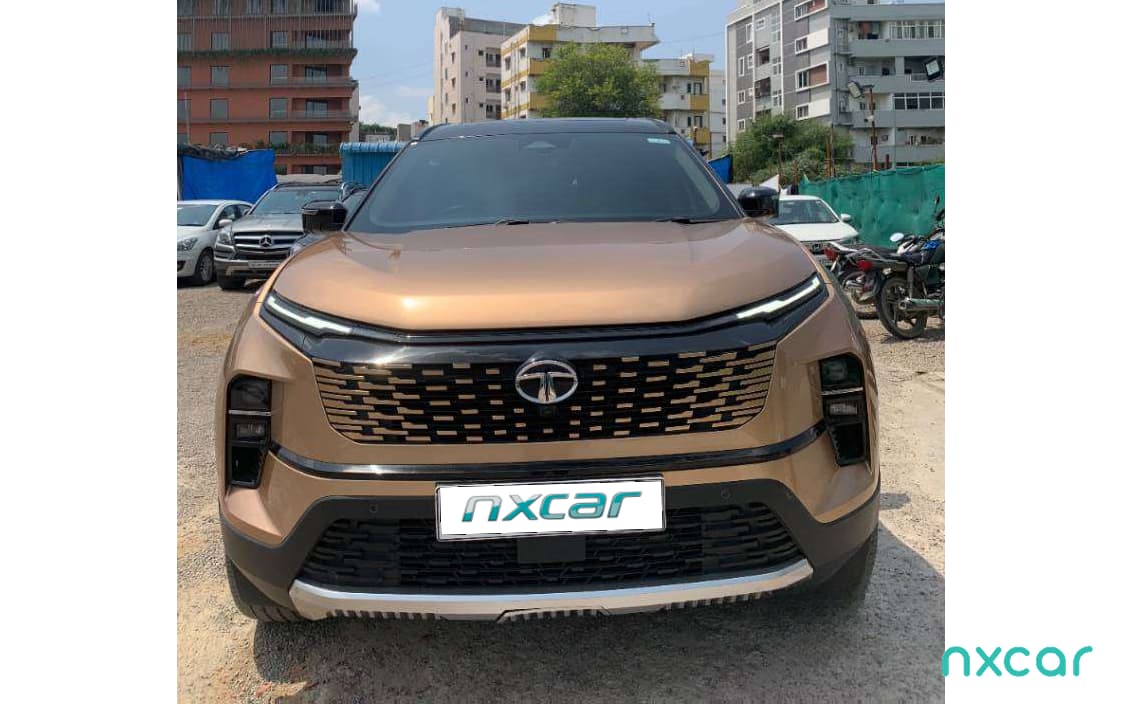 Tata Safari