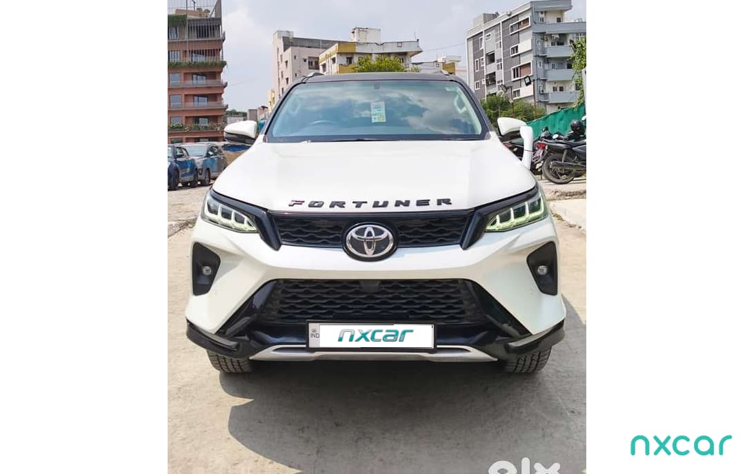 Toyota Fortuner Legender