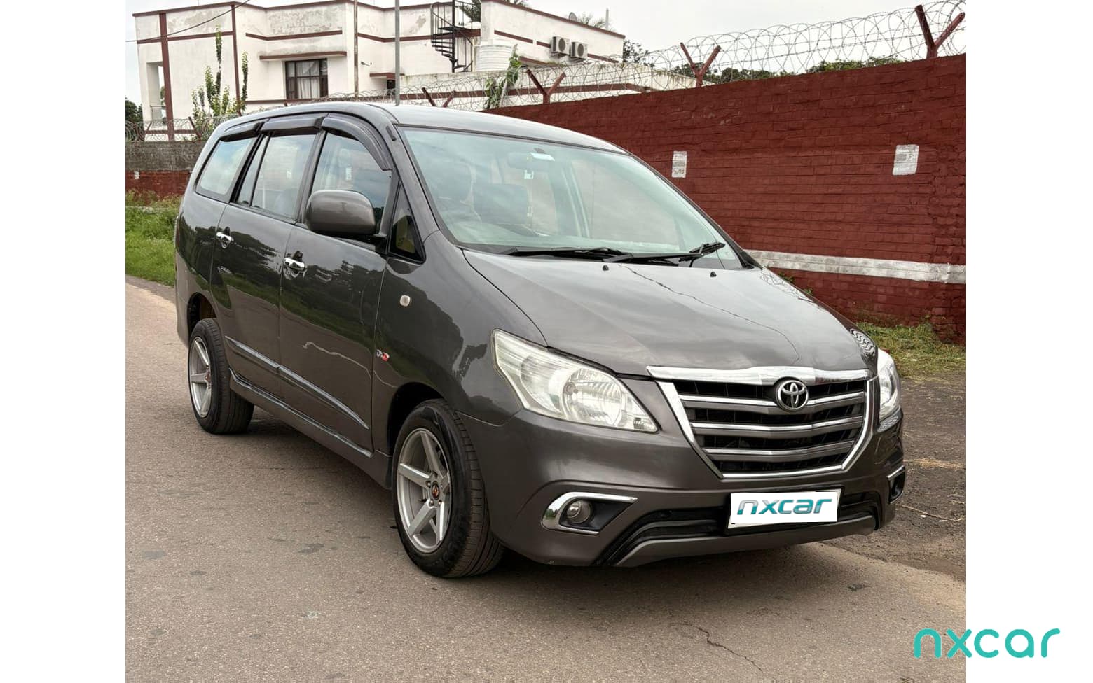 Toyota Innova