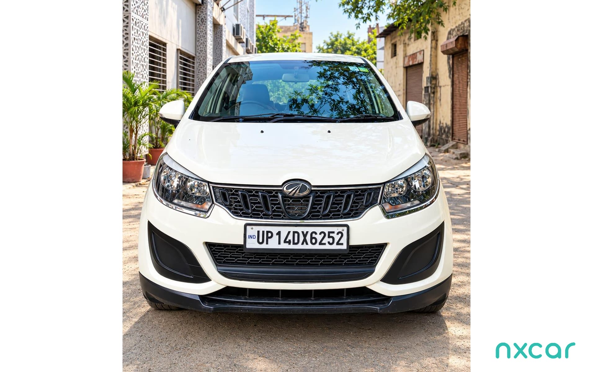 Mahindra Marazzo