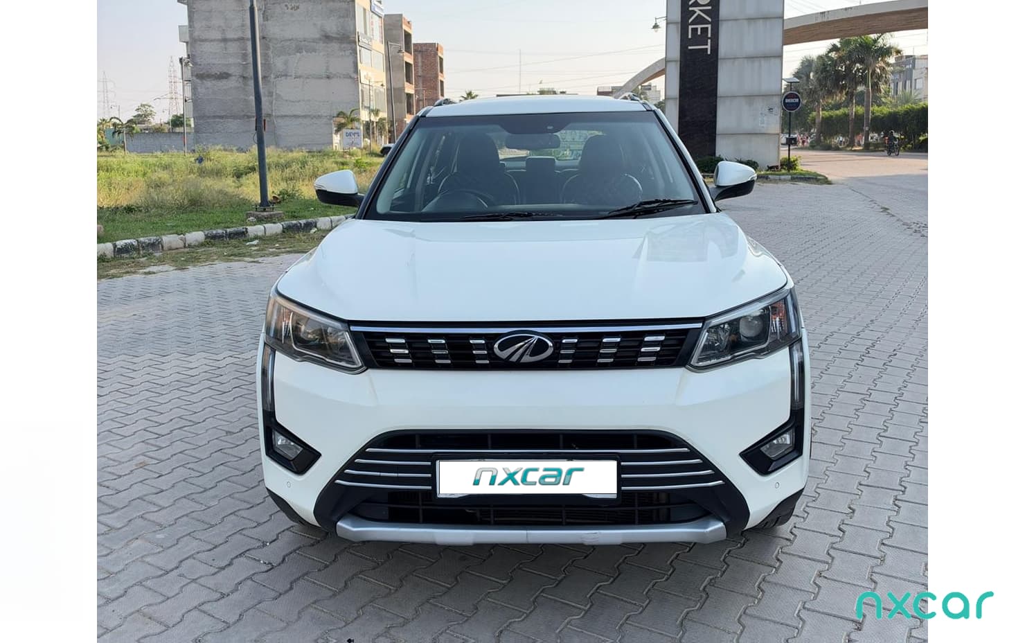 Mahindra XUV300